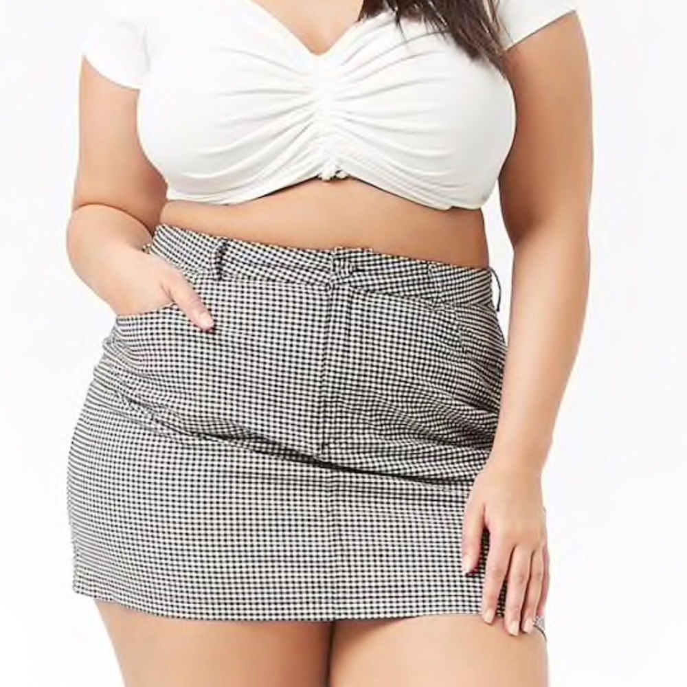 Plus size gingham mini skirt new with tags